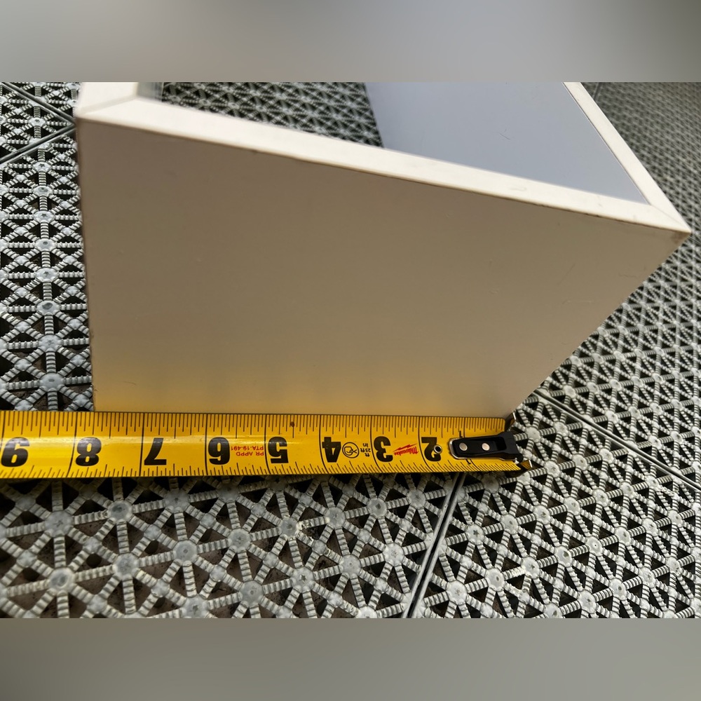 Modern White Wall Shelf - Picture 4 of 11